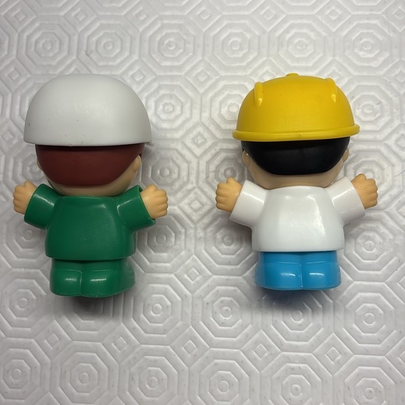 Play Go Worker Figures Lot of 6 - Picture 5 of 9